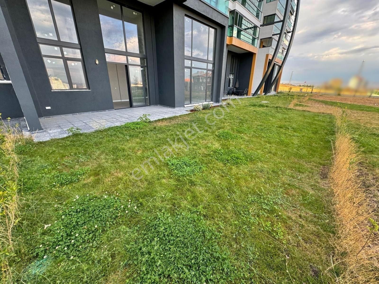 Bağlıca Da Villa Tadında Geniş 4+1 150m² Satılık Loft Daire