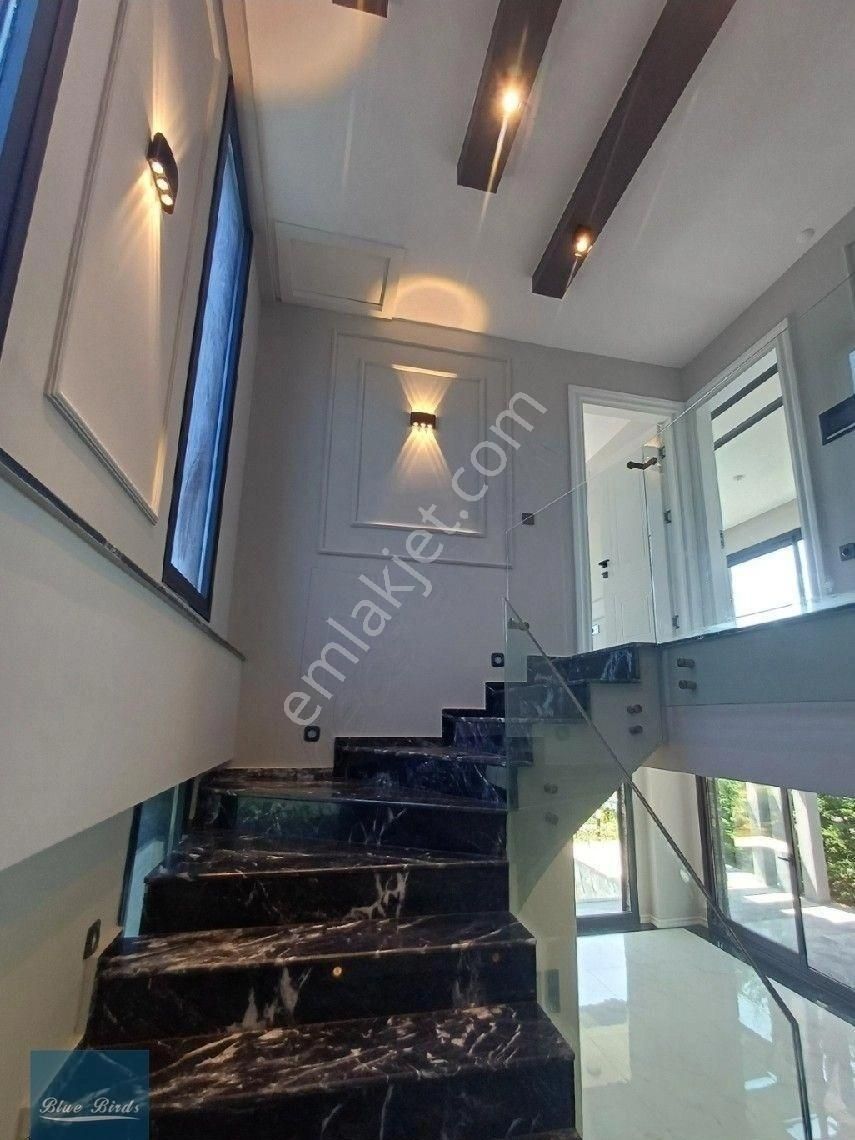 Kusadası 4+2 Müstakil Villa - Görsel 13