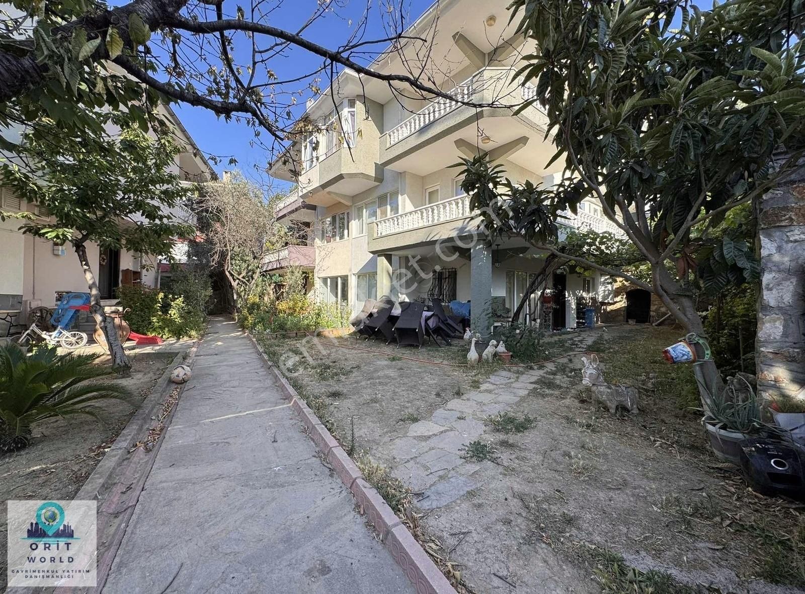 Kültür Mahallesi Tepekent Villalarında Satılık 5+1 Villa