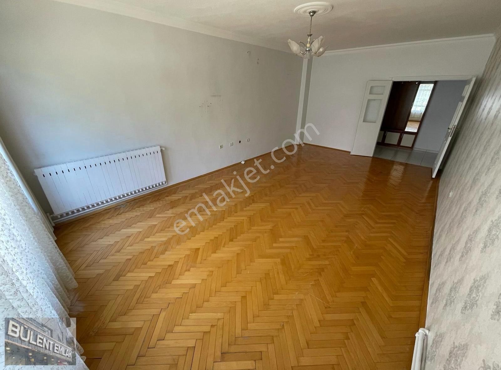 Etlikte Cadde Yanı 3+1 Bağımsız 120m2