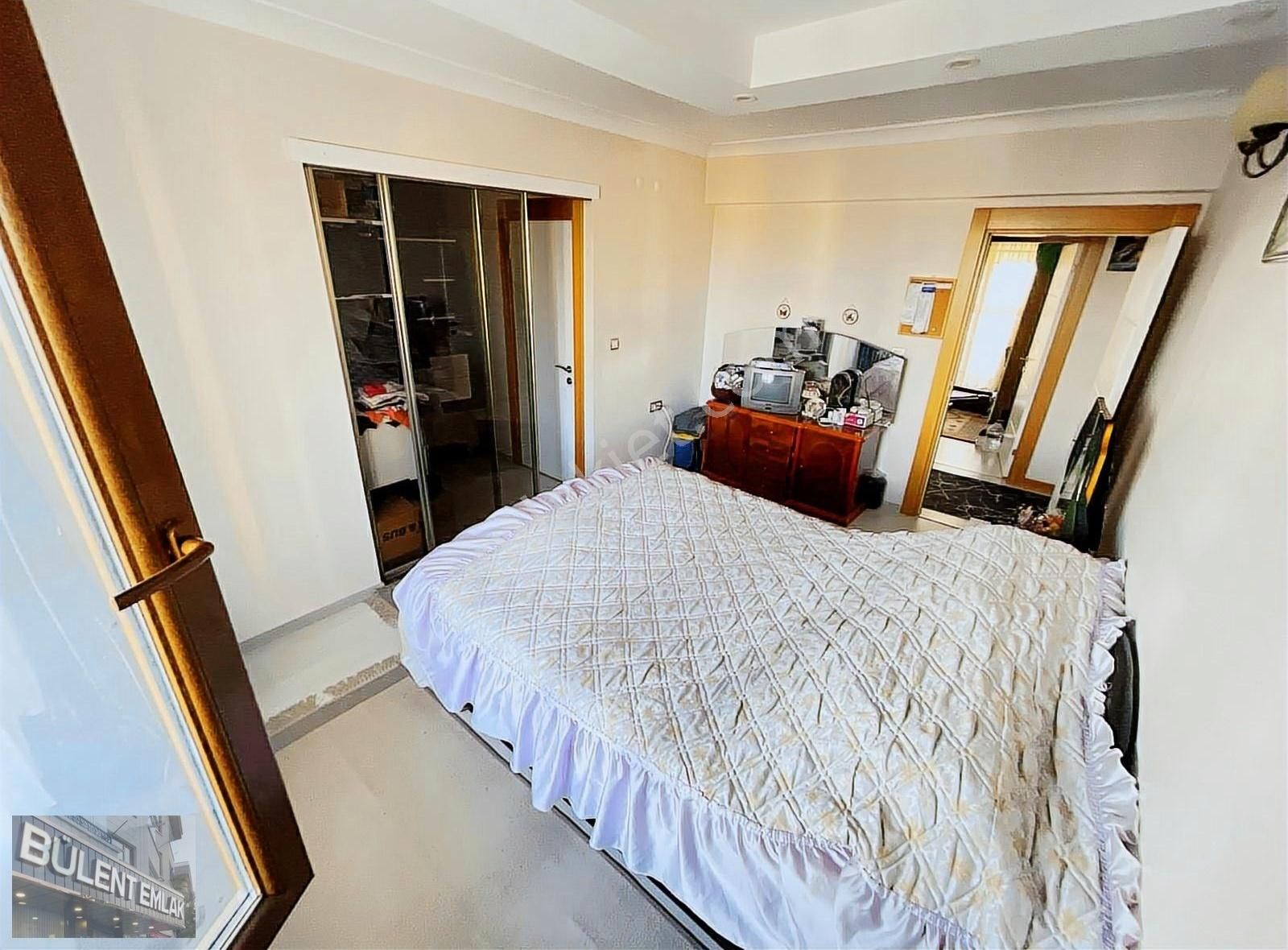 Site İçerisinde 4+1 Ebeveyn Banyolu Giyinme Odalı Manzaralı - Görsel 3