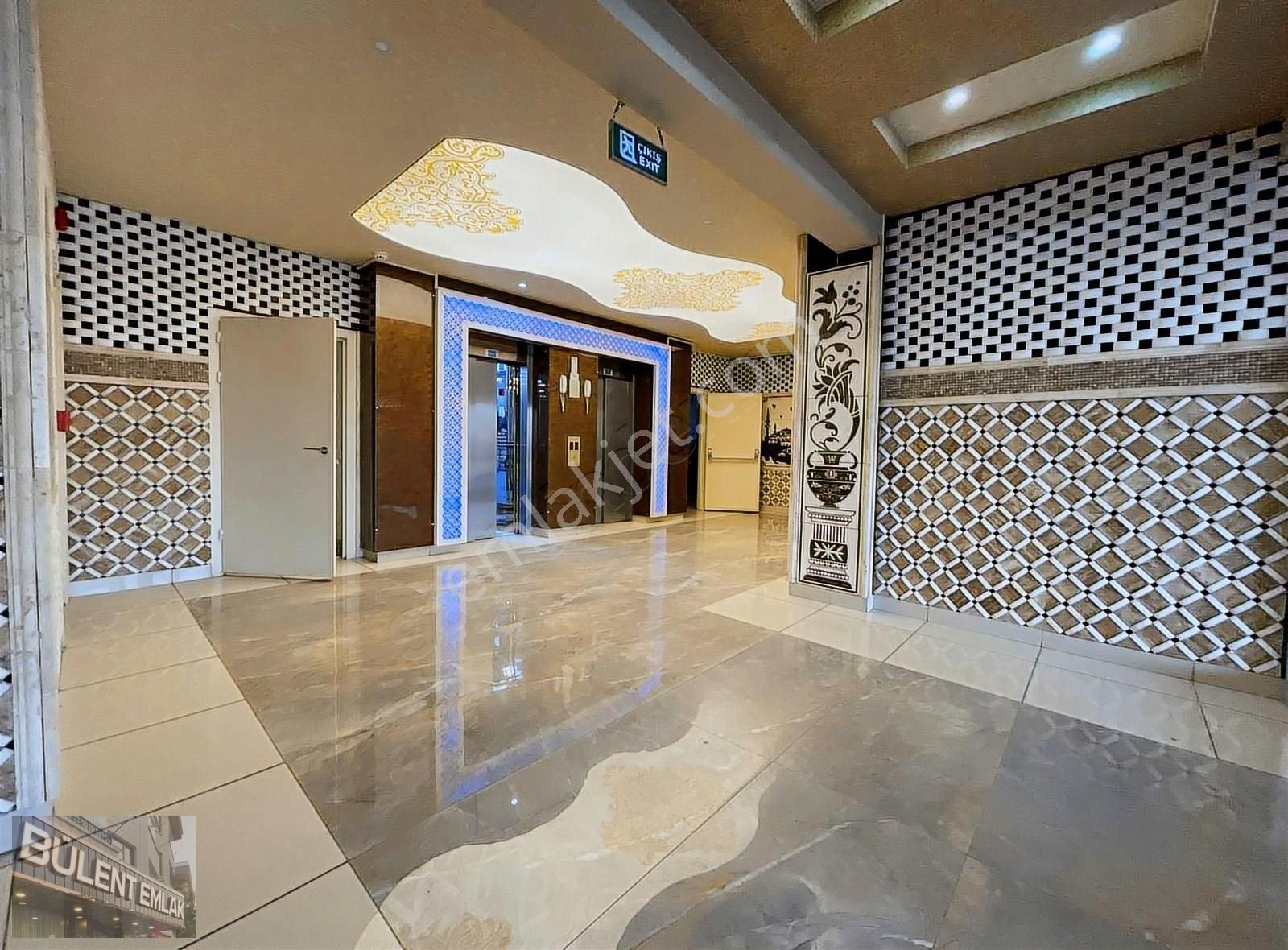 Site İçerisinde 4+1 Ebeveyn Banyolu Giyinme Odalı Manzaralı - Görsel 16