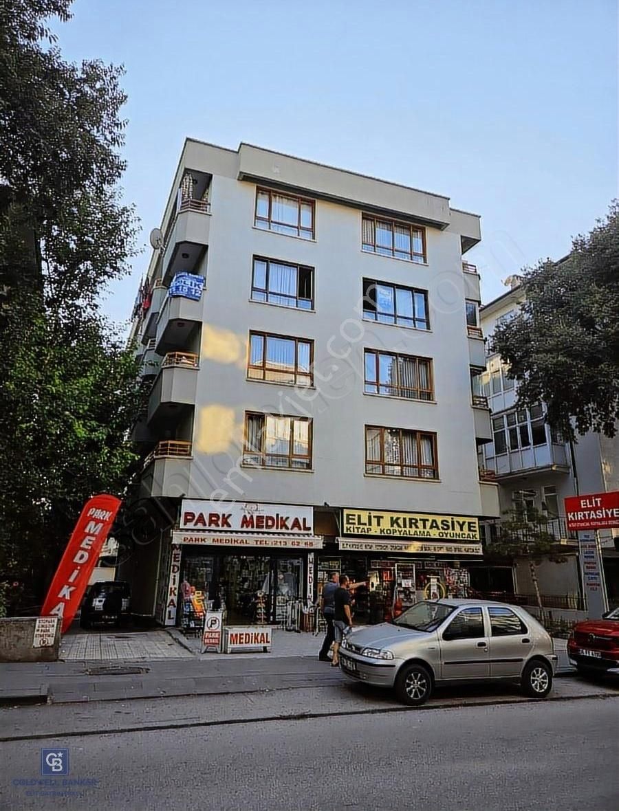 Yukarı Bahçelievler Taşkent Caddesi Üzerinde Satılık 3+1 Daire
