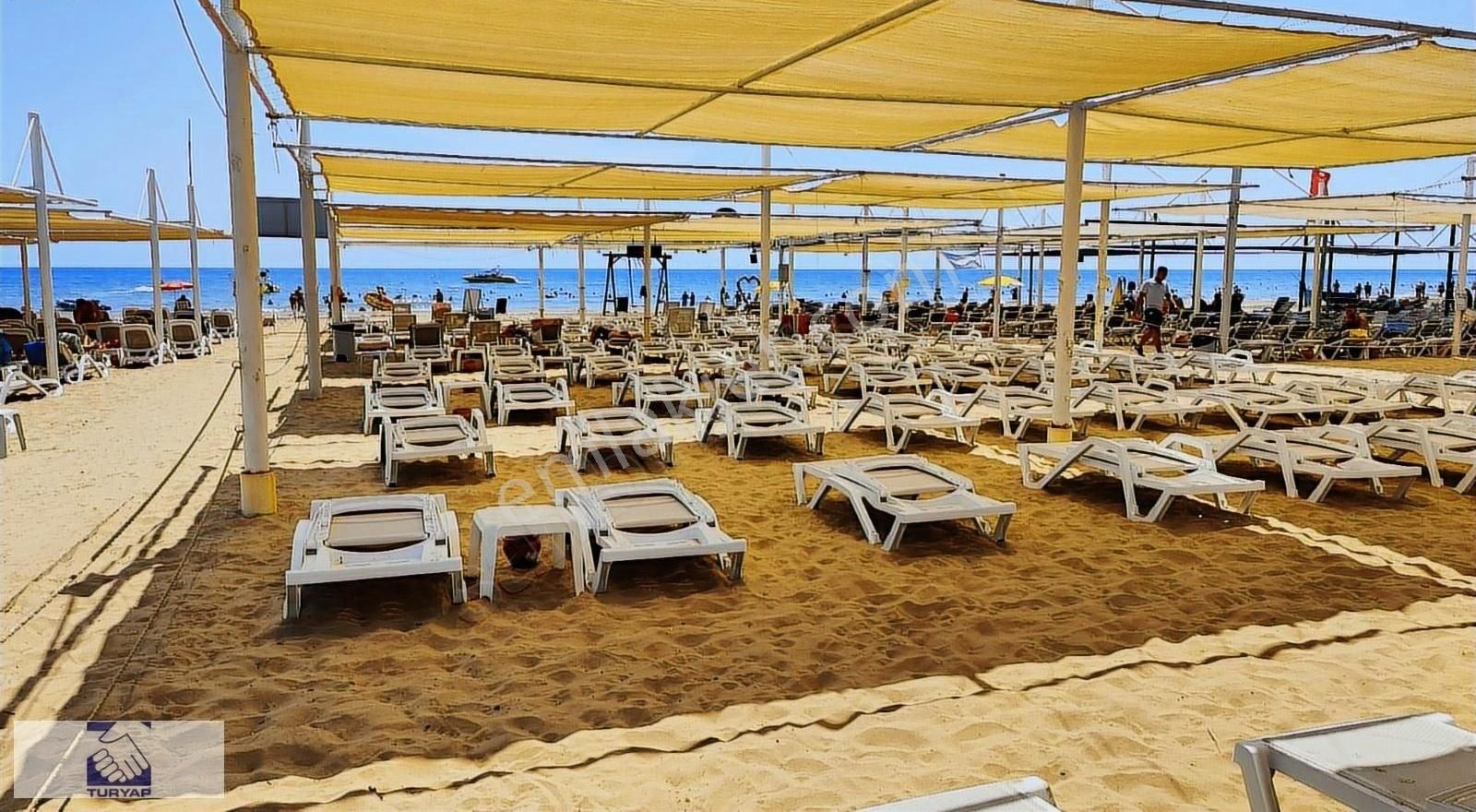 Denize Sıfır Kendi Plajı Olan Harika Bir Kompleks Satılık Villa - Görsel 22