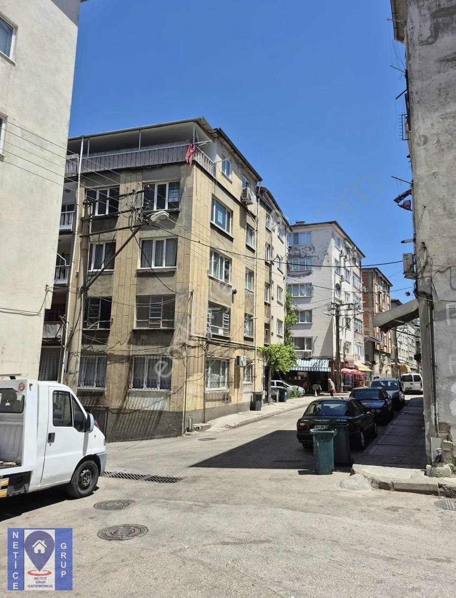 Altıparmak Çırpan Mah 2+1 Kombili Ara Kat Kiralık Daire