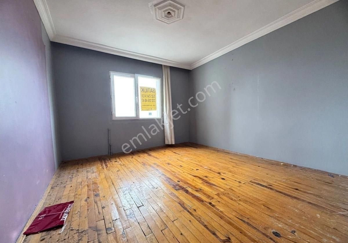 Eys'den 3+1 Arakat Site İçi Çift Asansörlü Otoparklı Çift Cephe Buca Yenigünde Satılık Daire - Görsel 6