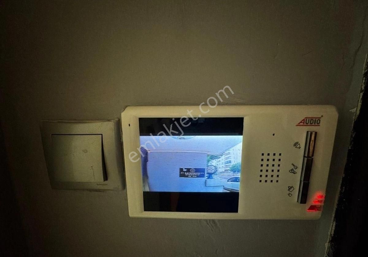 Eys'den 3+1 Arakat Site İçi Çift Asansörlü Otoparklı Çift Cephe Buca Yenigünde Satılık Daire - Görsel 8