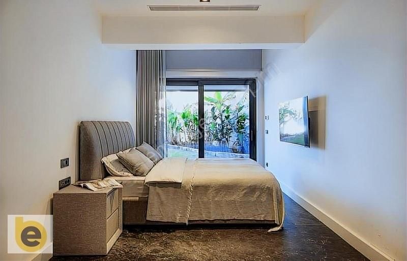 Yalıkavak'ta Denize Sıfır,özel İskeleli Ve Havuzlu, Modern Villa - Görsel 5