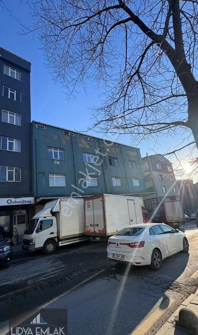 Seyrantepe Merkezde Komple Kiralık Bina