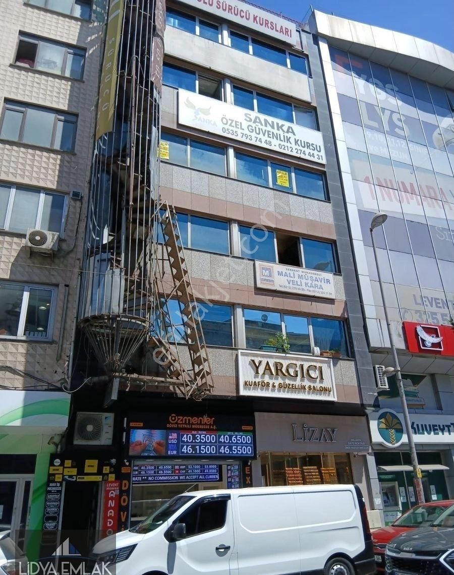 Sultan Selim Mahalleşs Kiralık Ofis Kayı