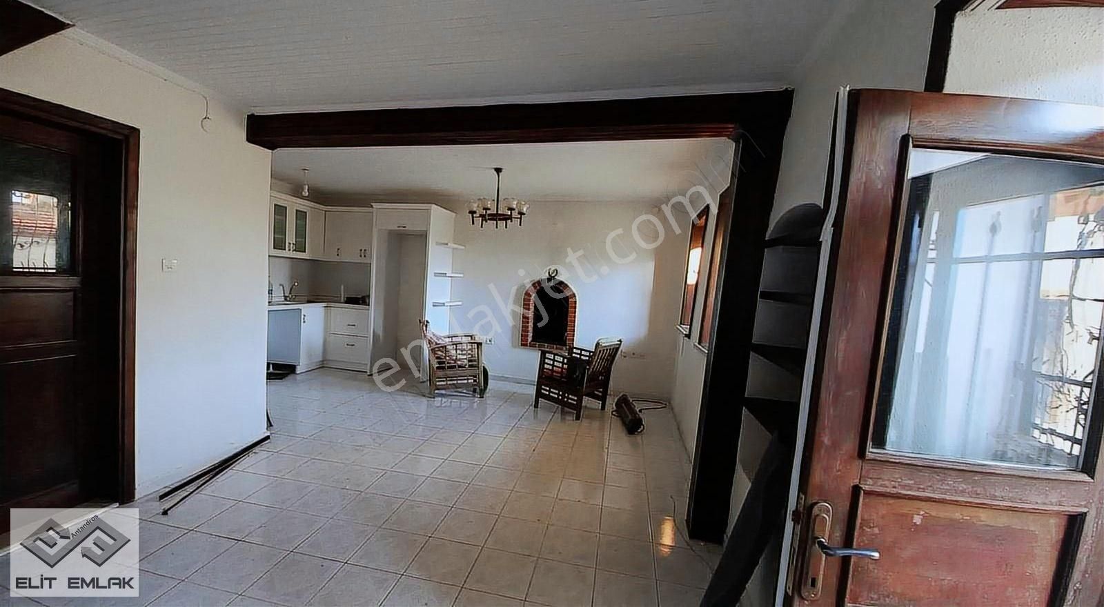 Altınoluk Köyü Satılık Tarihi Müstakil Taş Ev - Görsel 23