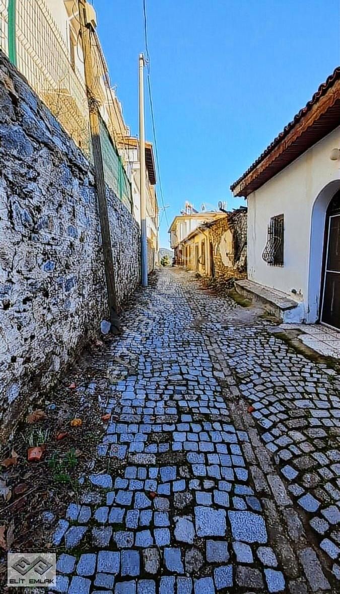 Altınoluk Köyü Satılık Tarihi Müstakil Taş Ev - Görsel 11