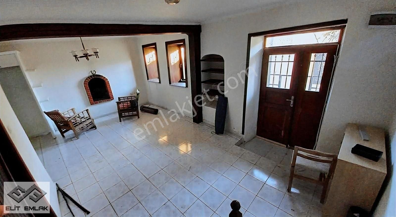 Altınoluk Köyü Satılık Tarihi Müstakil Taş Ev - Görsel 18