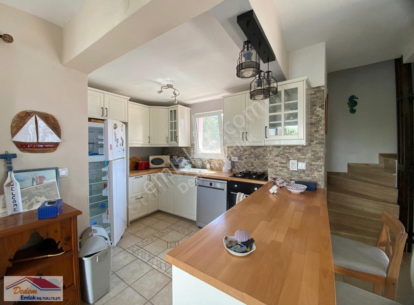 Fırsat ! Küçükbük Koyunda Site İçerisinde 5+1 Müstakil Villa - Görsel 10