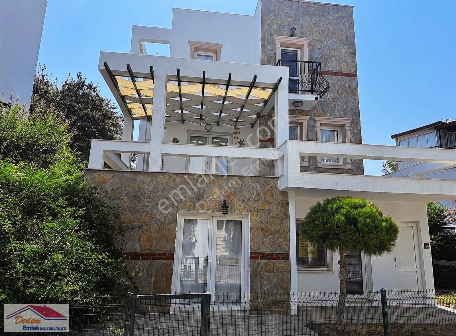 Fırsat ! Küçükbük Koyunda Site İçerisinde 5+1 Müstakil Villa - Görsel 6