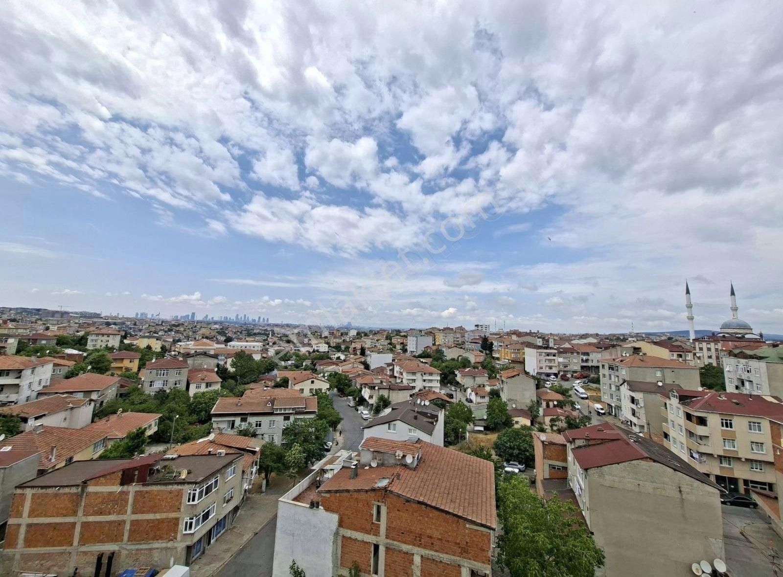 Kredıye Uygun Butik Sıte Icerısınde Nezıh Konumda Arakat Daire - Görsel 2