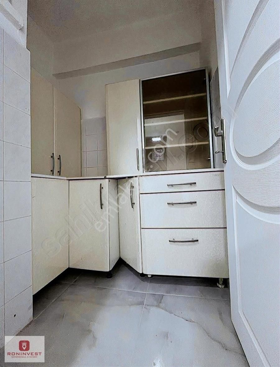 Batıkent'te Cadde Üzeri Site İçerisinde Yenilenmiş Satılık 3+1