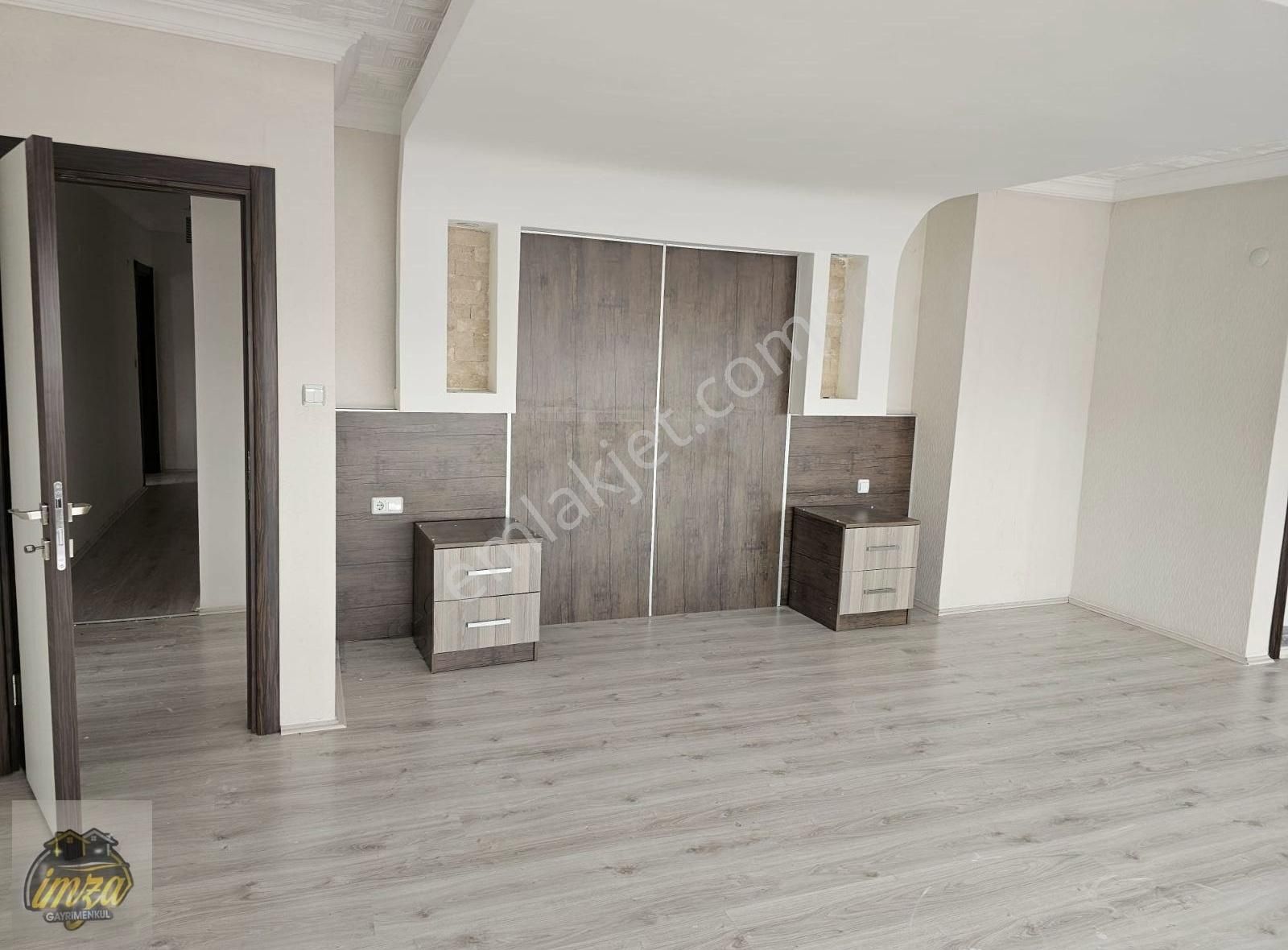 Afyon İmza Emlaktan Sandıklıda 5+2 Dublex - Görsel 9