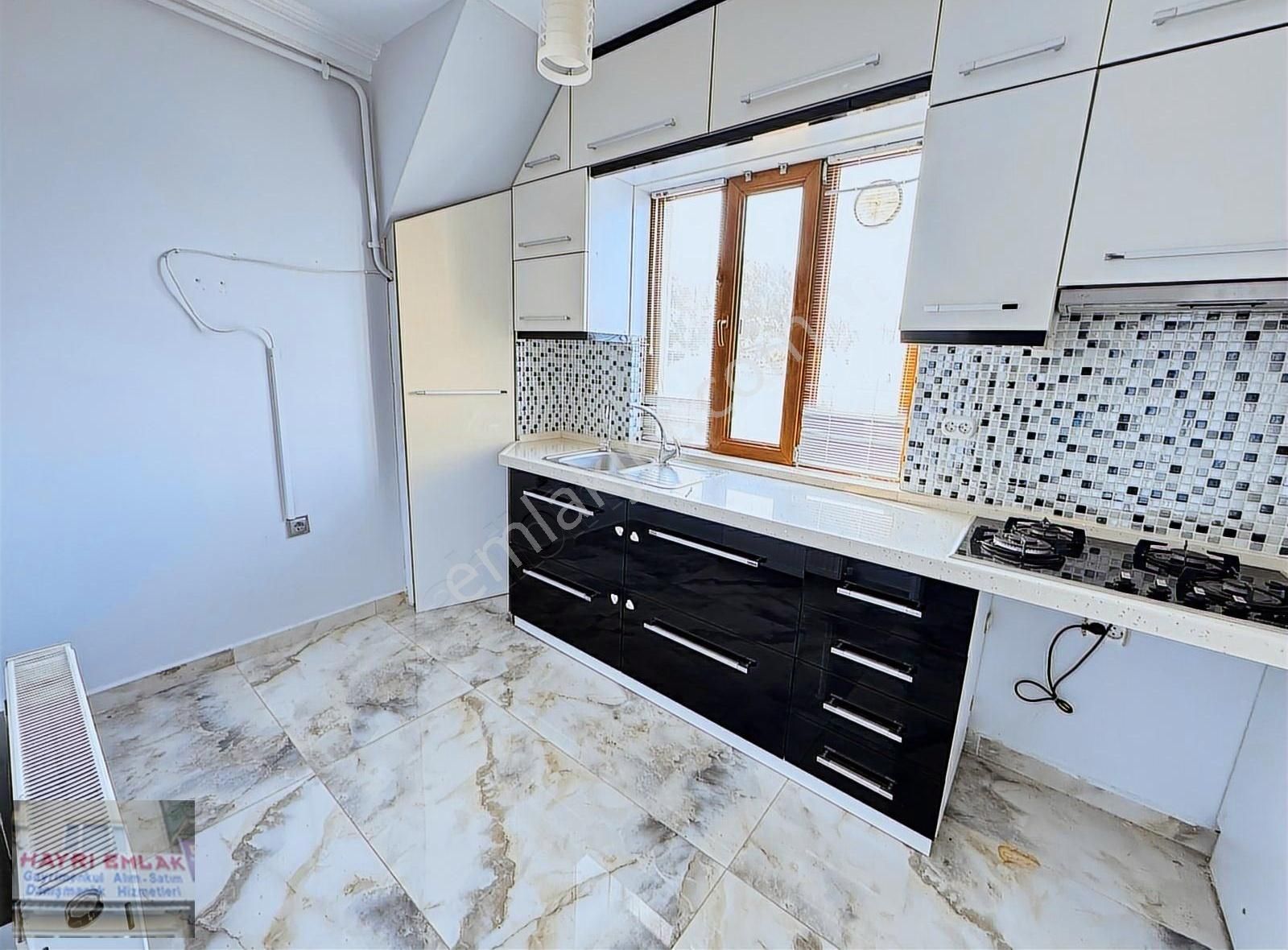 Gemlik Sahilde Lebiderya Manzaralı 4+1 Satılık Daire - Görsel 28