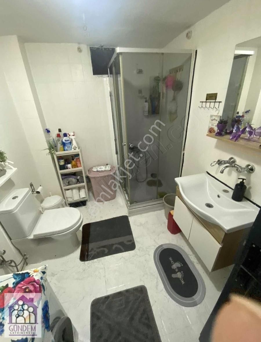 Çınarlı Mevkiinde İçi Yenilenmiş Kiralık 3+1 Daire