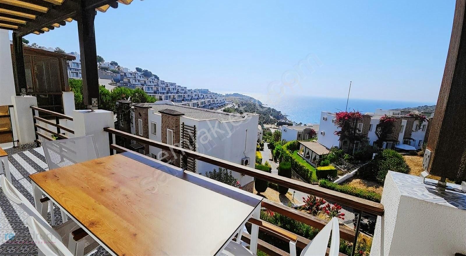 Bodrum Adabükü Regnumda Lüks Yenilenmiş 2+1 Full Deniz Manzara