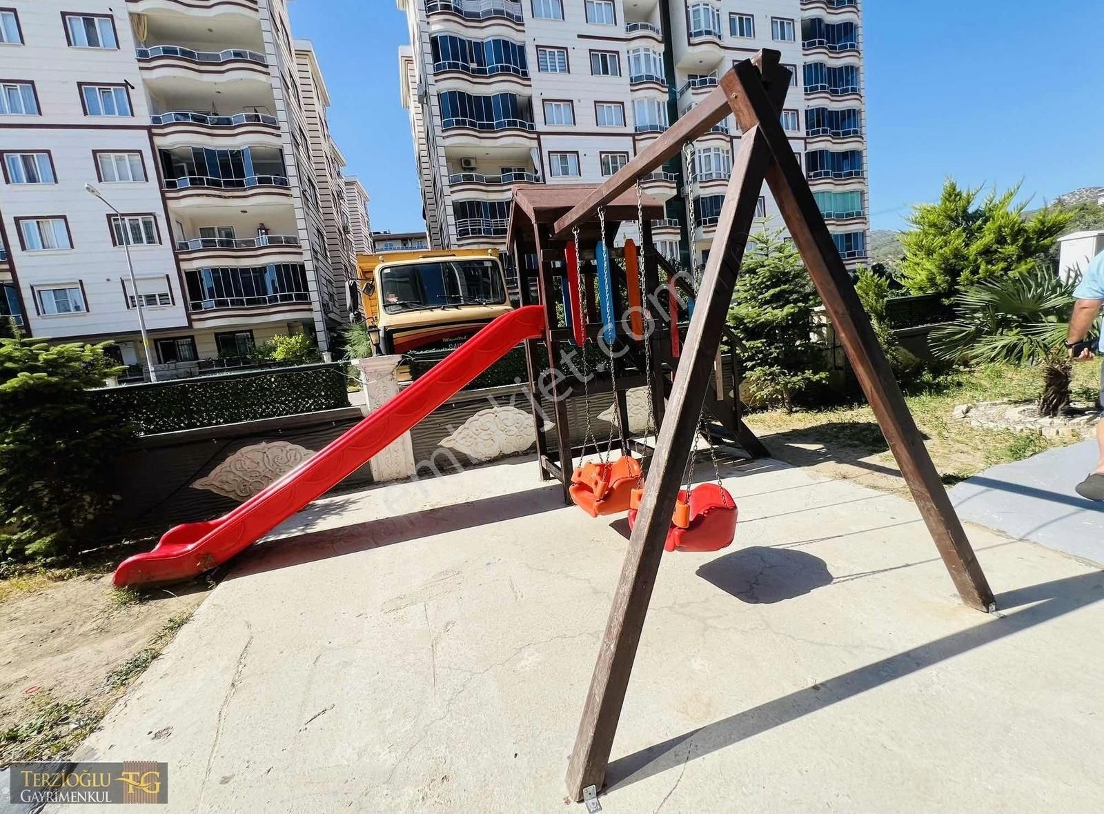 Terzioglu'ndan Bölge Trafik Civarı Satılık3+1 Deluks Daire