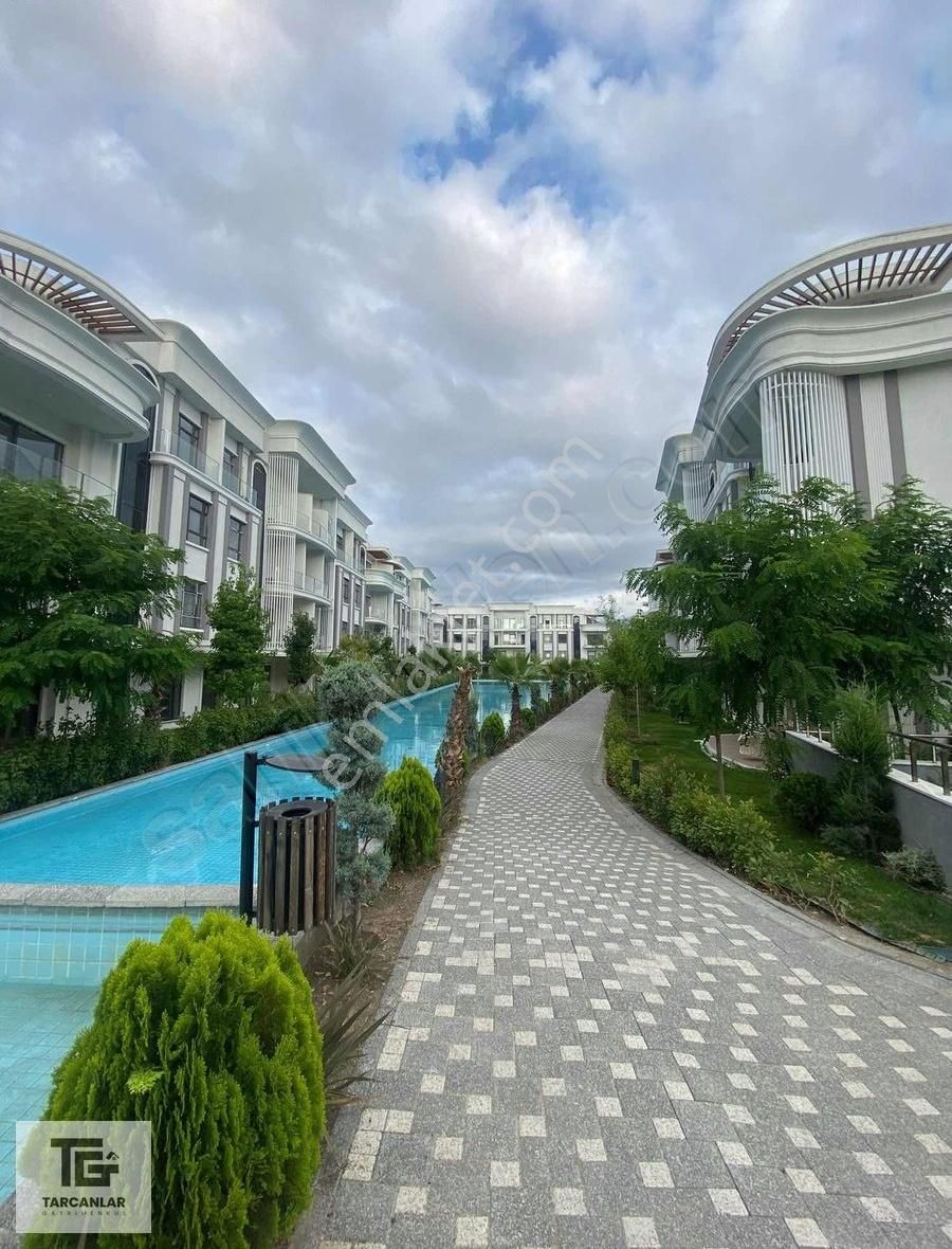 Tarcanlar'dan Mahallde Modern Ve Geniş 4+1 Fırsatı