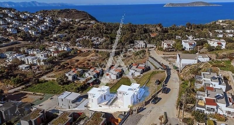 Gümüşlük'te Kesintisiz Deniz Ve Günbatımı Manzaralı Sıfır Villa - Görsel 8