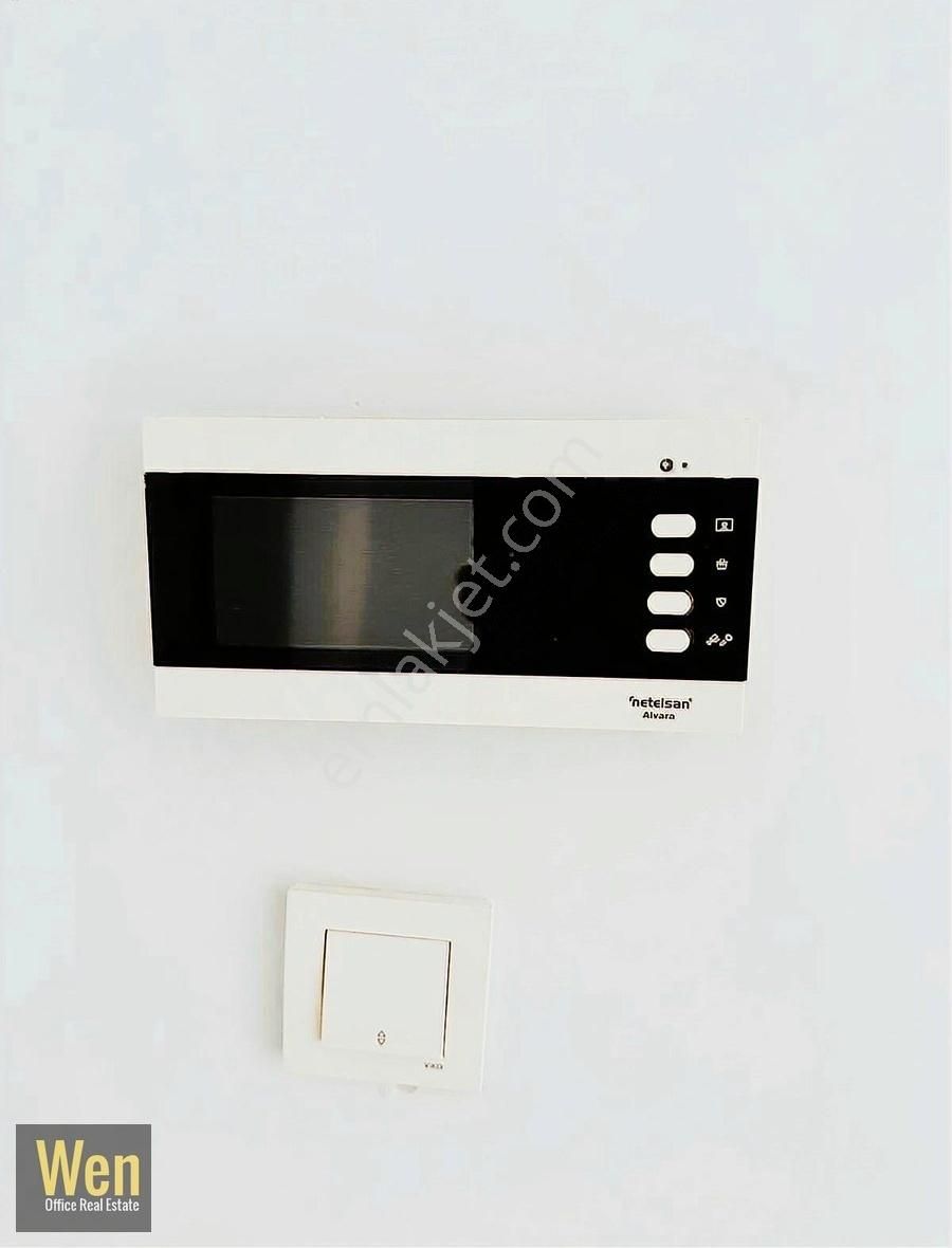 Maltepe Altıntepe,de Teraslı Ferah 2+1 Daire