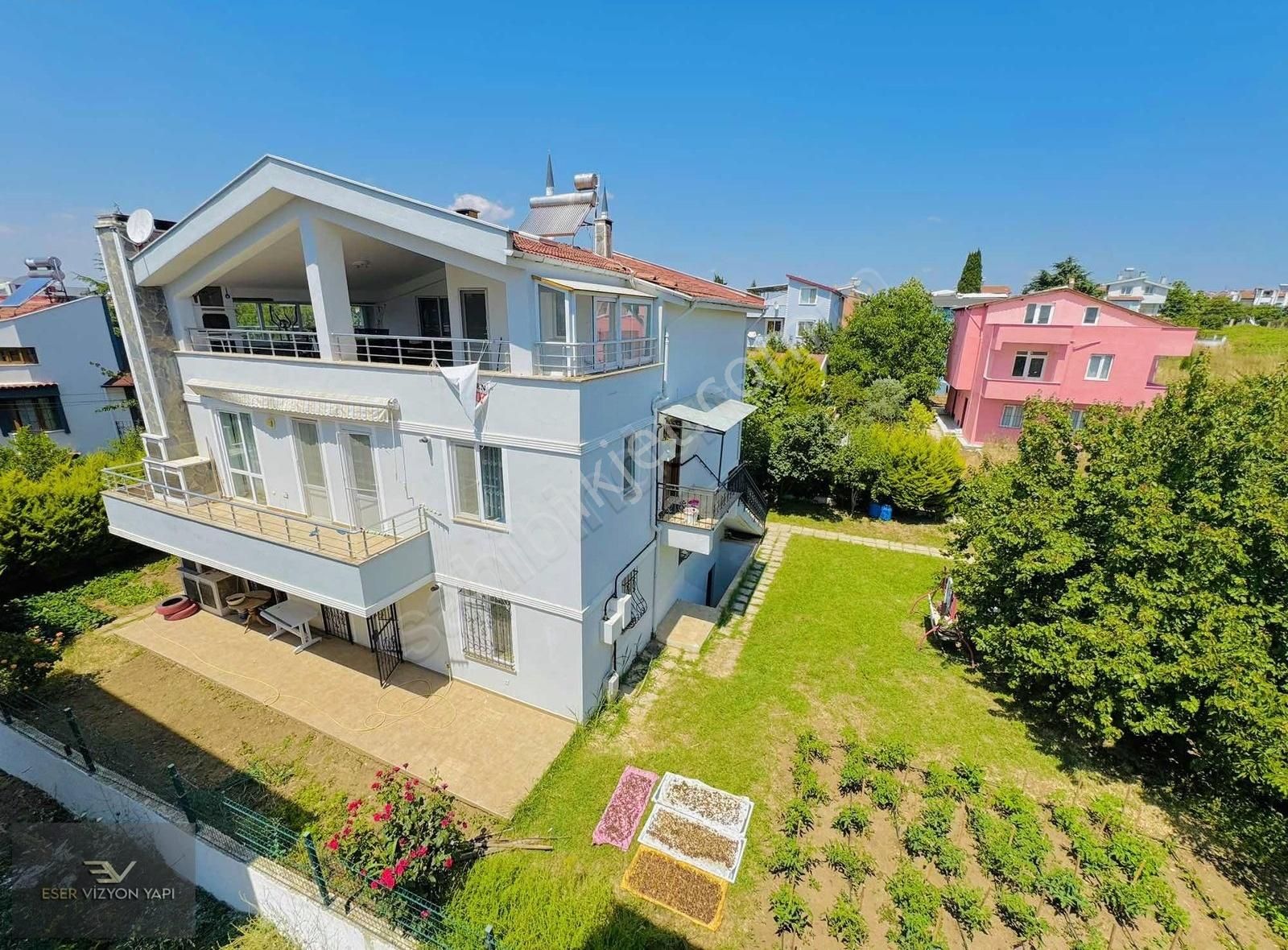 550 M2 Arsa İçerisinde 7+2 Büyük Ailelere Özel Plaja 100 Metre - Görsel 12