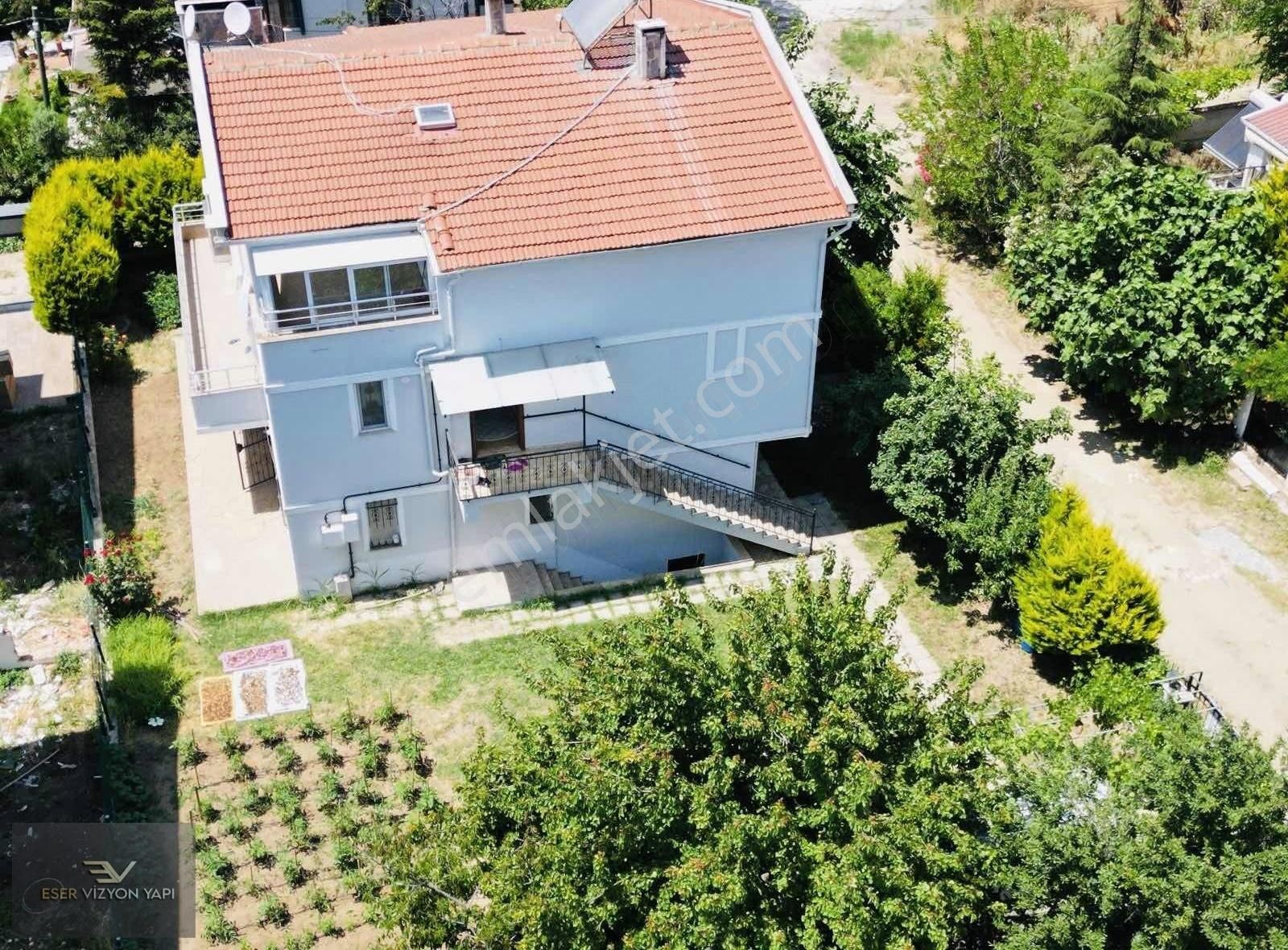 550 M2 Arsa İçerisinde 7+2 Büyük Ailelere Özel Plaja 100 Metre - Görsel 2