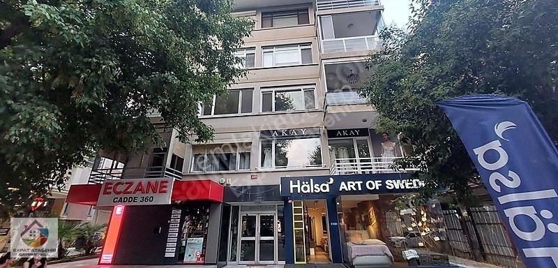 Bağdat Caddesi Cepheli Caddebostanda İşyerlerine Geniş 3+1 160m2