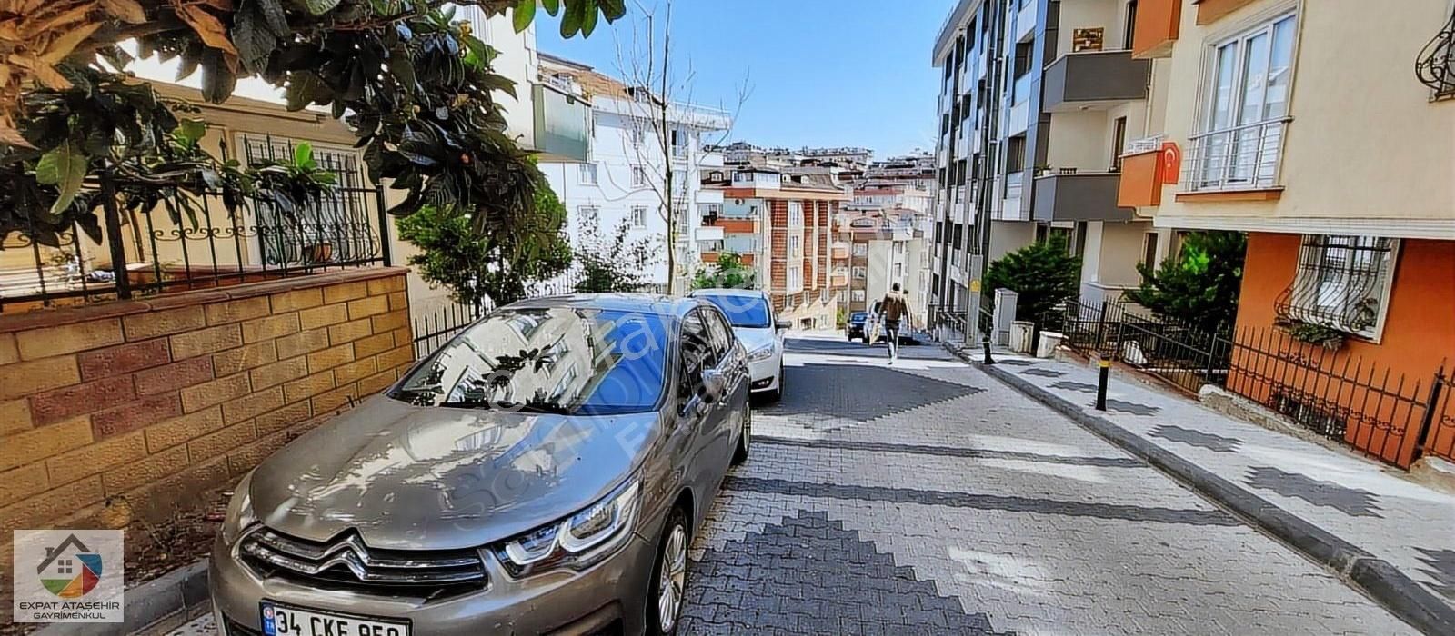 Fındıklı' Da Caddeye Cephe Manzaralı Boş Tertemiz 2+1 80m2