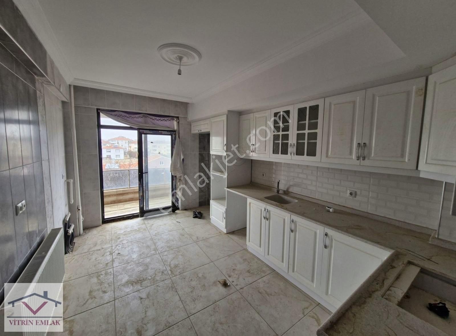 Konya Kulu Karşıyaka Mh 3+1 Arakat Satılık Daire