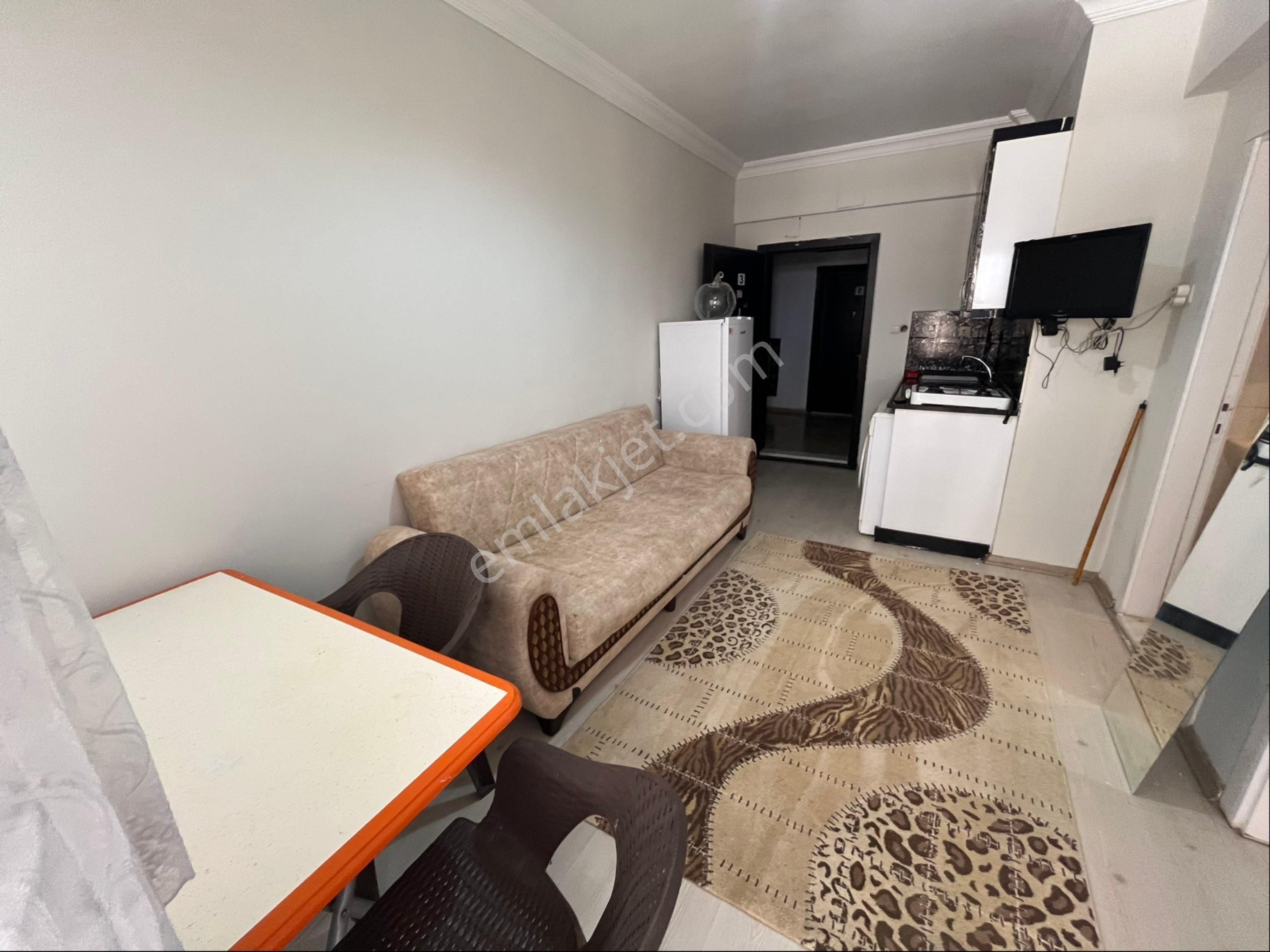 Oğuzeli Aksoy Emlaktan Oğuzelinde 1+1 Eşyalı Kiralık Daire