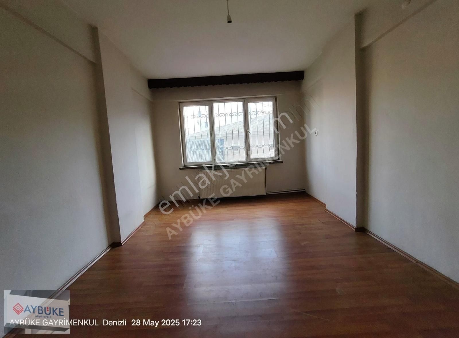 Çınar Da Atatürk Caddesinde 2+1 Geniş Kullanışlı Takaslı Daire - Görsel 3