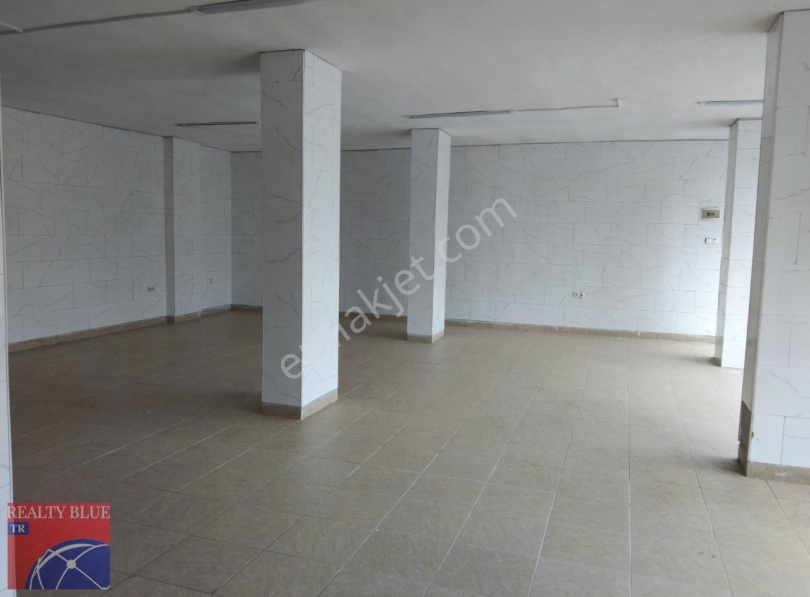 Sultanbeyli Orhangazide Kiralık 120 M2 Dükkan,mağaza