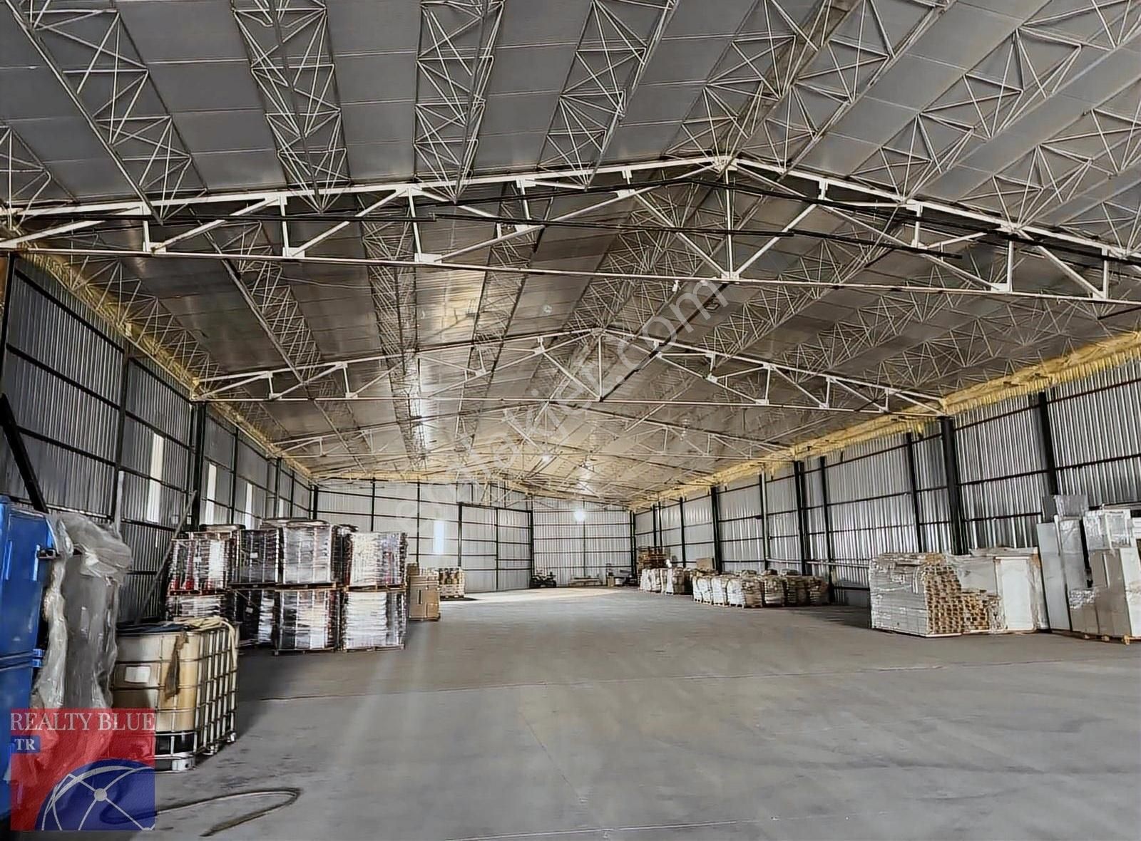 Sancaktepe'de 1000m² Kdv Avantajlı İskanlı Depo Antrepo Alanları