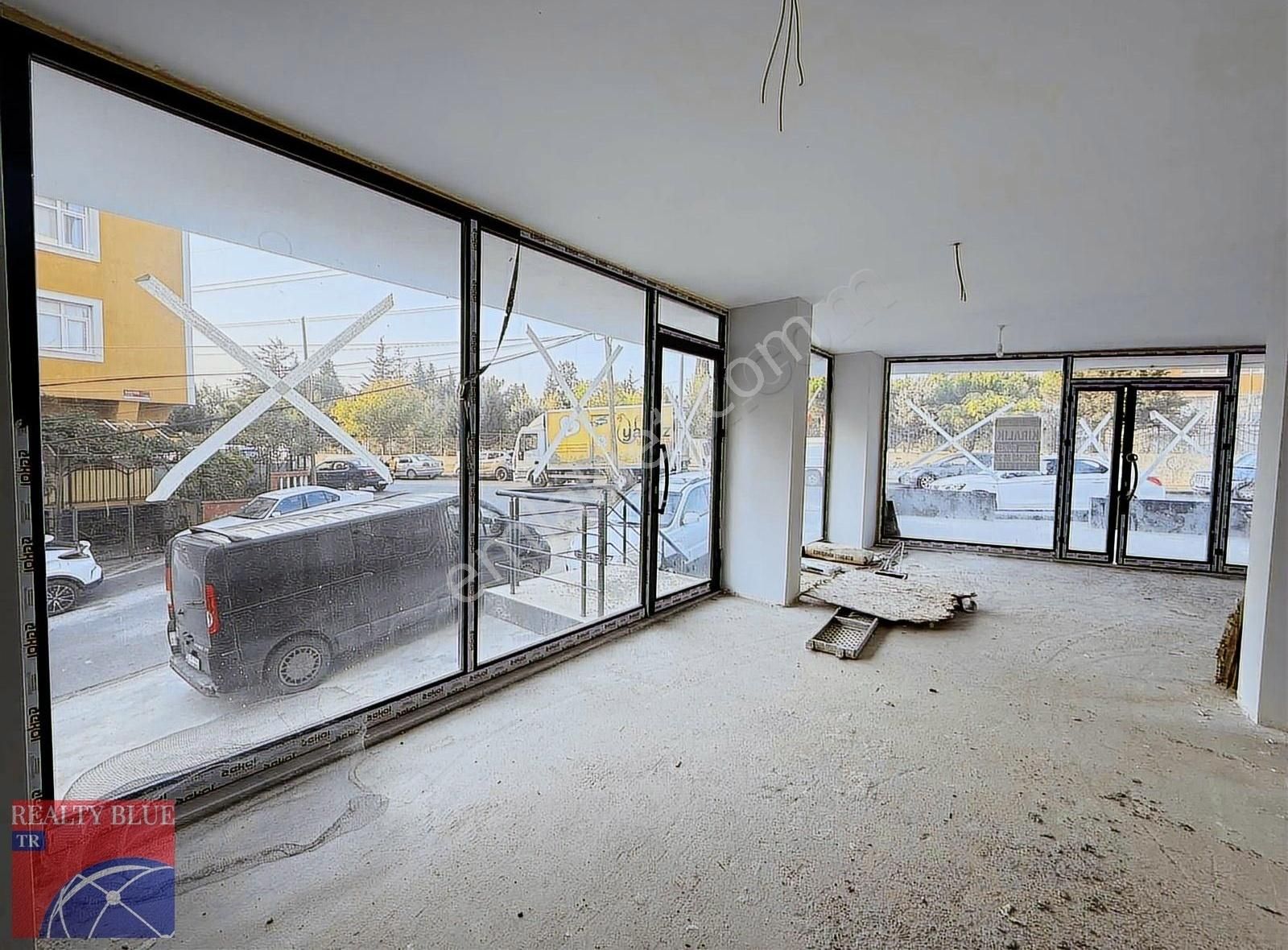 Kiralık Dükkan (130 M2 ) Sultanbeyli Hasanpaşa