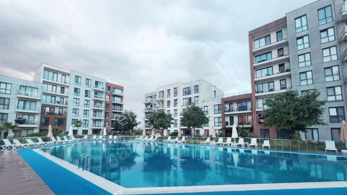Seewold Dumankaya Mozaik Boş 100 M2 2+1 Satılık Sancaktepe