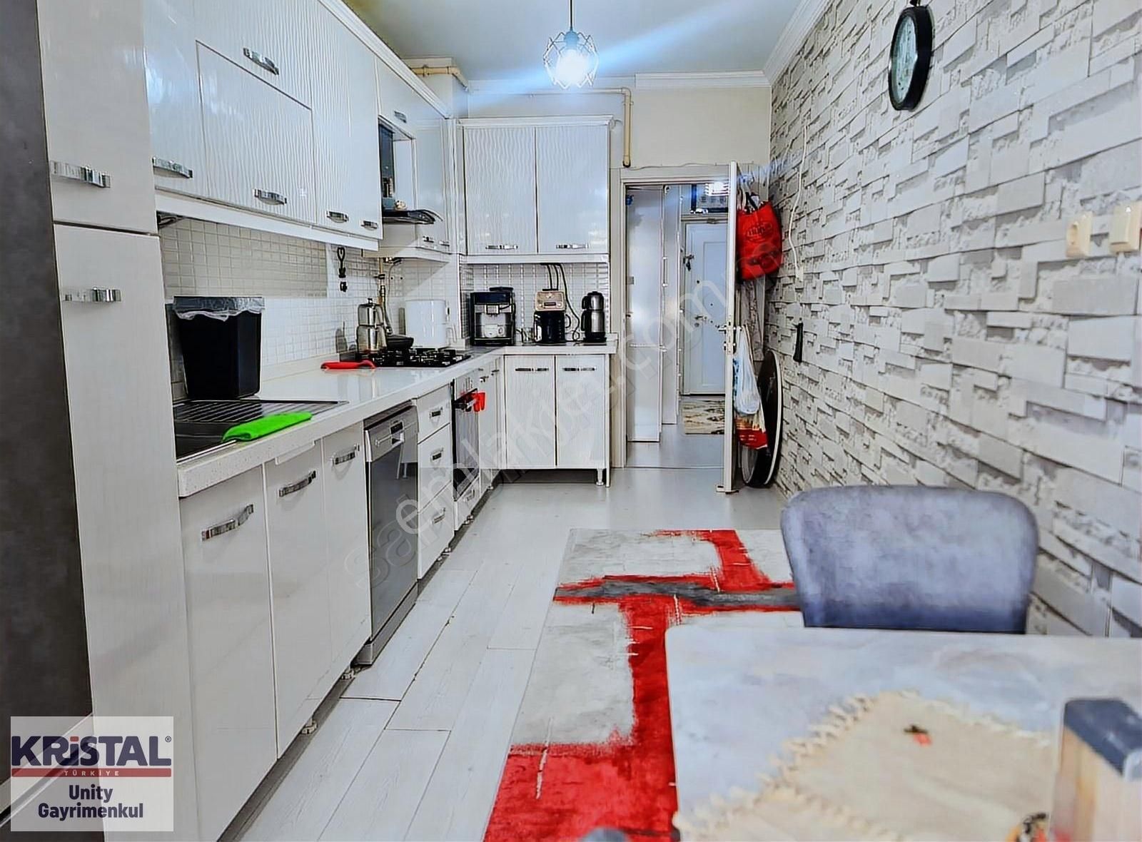 Eskişehir Batıkent Mahallesi Ümit Hastanesi Yakını Kiralık 3+1
