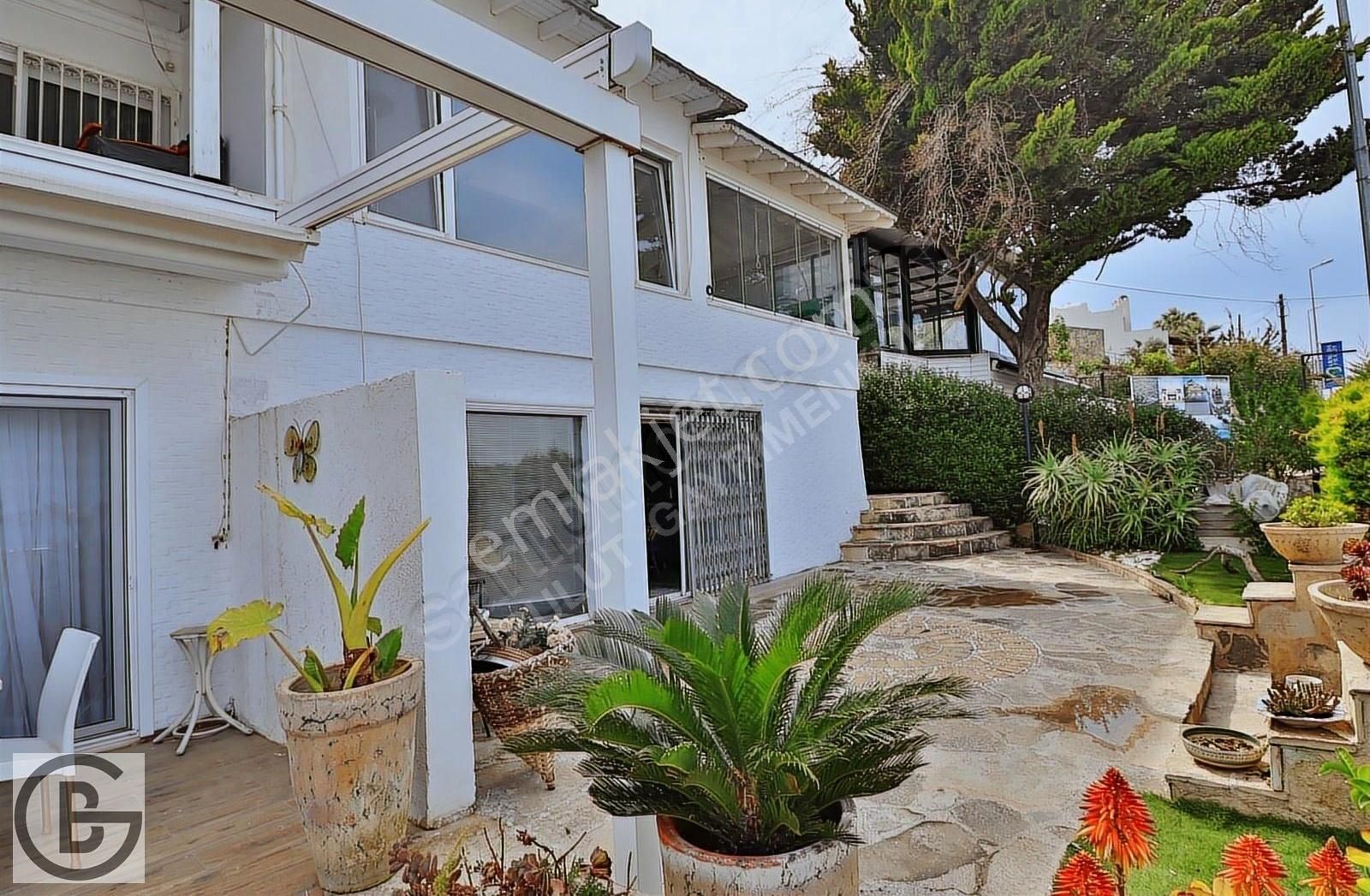 Geriş'te Muhteşem Deniz Manzaralı 4+2+ Dışarıda Ayrı Oda - Görsel 4