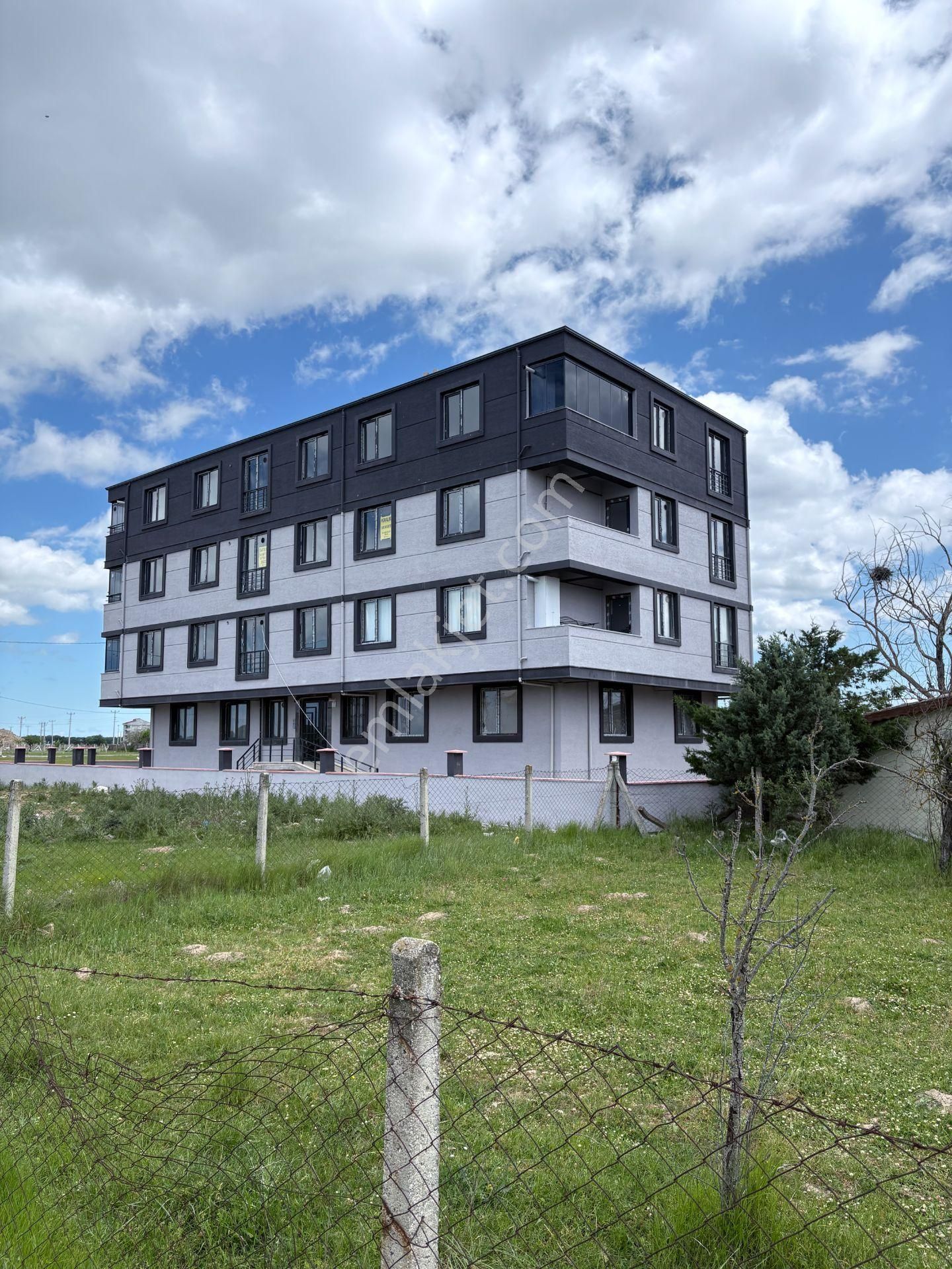 Tekirdağ Kapaklı'da Okullar Bölgesinde Kiralık 2+1 Sıfır Daire
