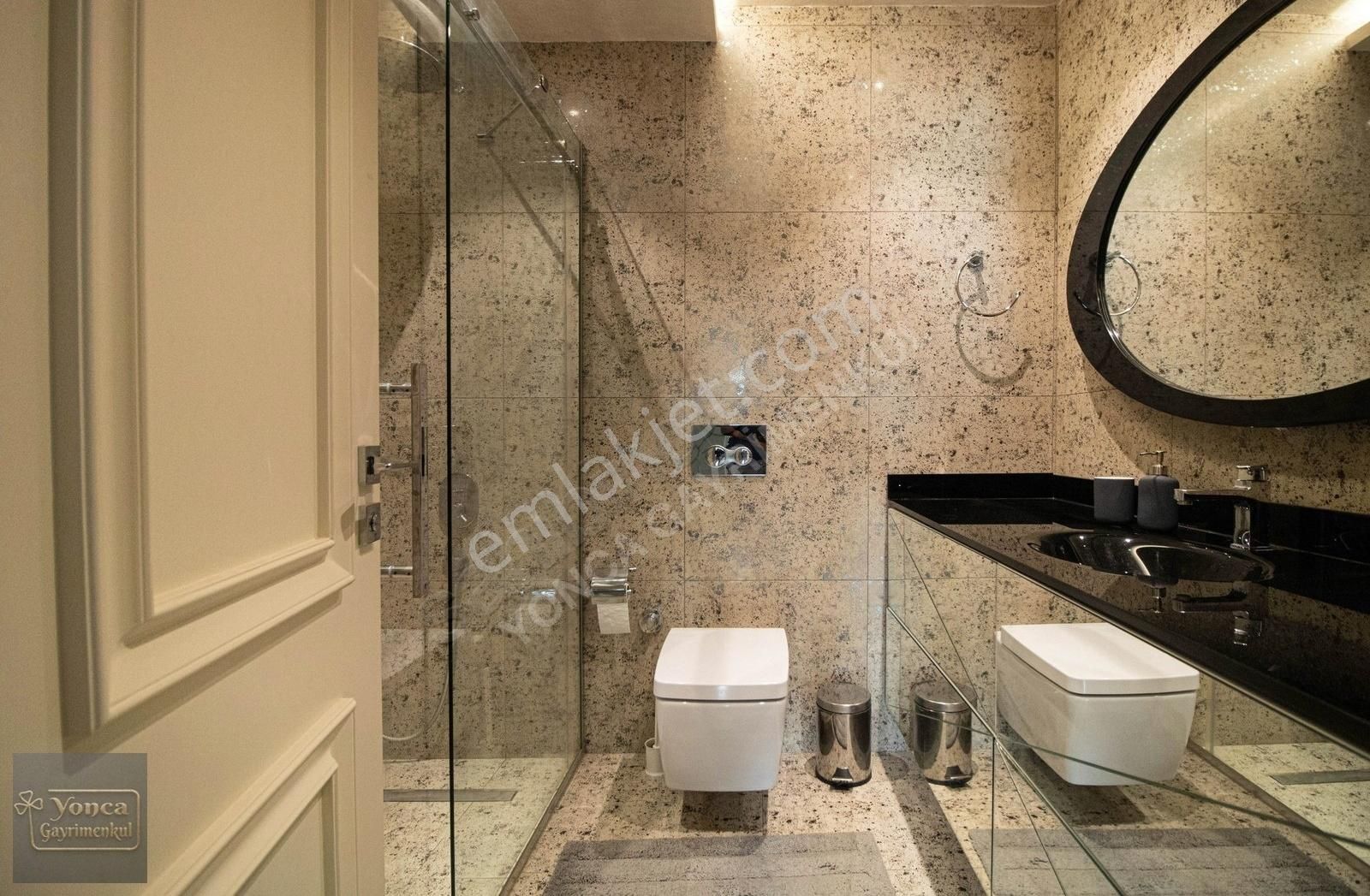 Antalyada Prestijli Sitede Havuzlu Villa Fırsatı - Görsel 19