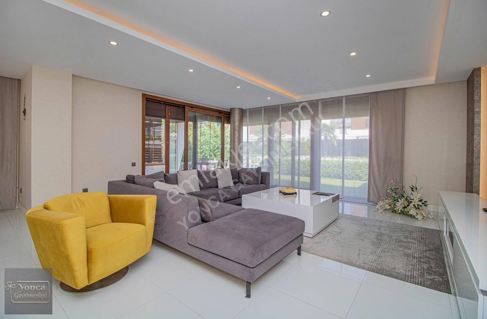 Antalyada Prestijli Sitede Havuzlu Villa Fırsatı - Görsel 20