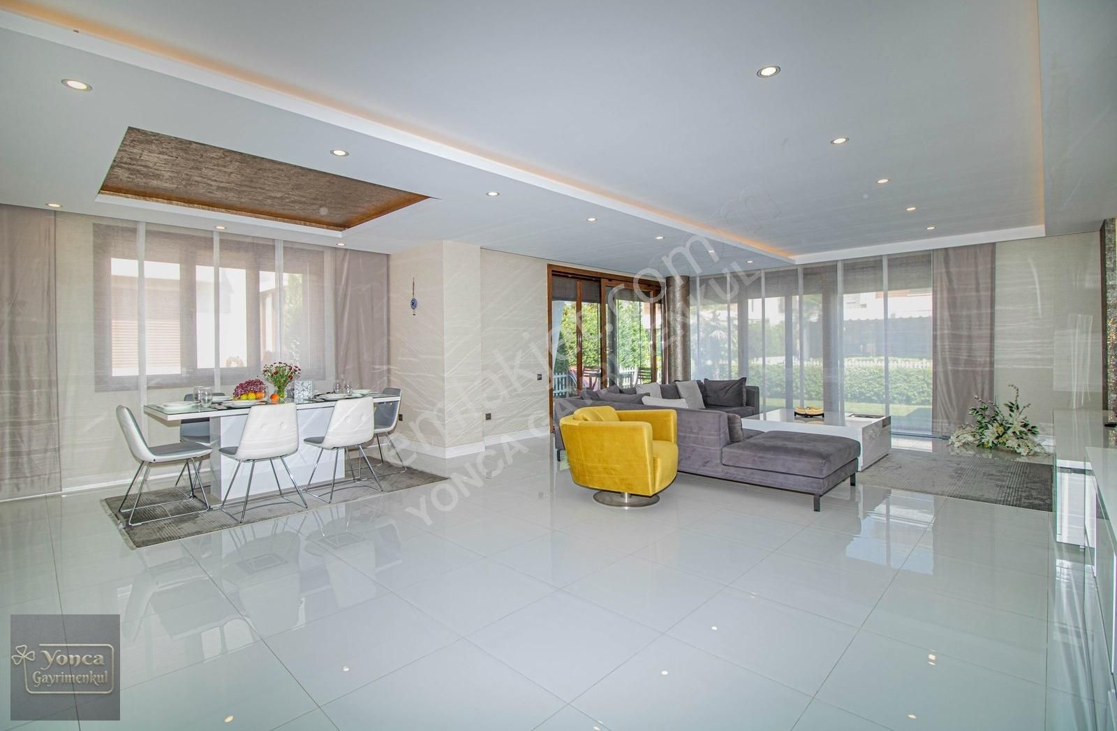 Antalyada Prestijli Sitede Havuzlu Villa Fırsatı - Görsel 14