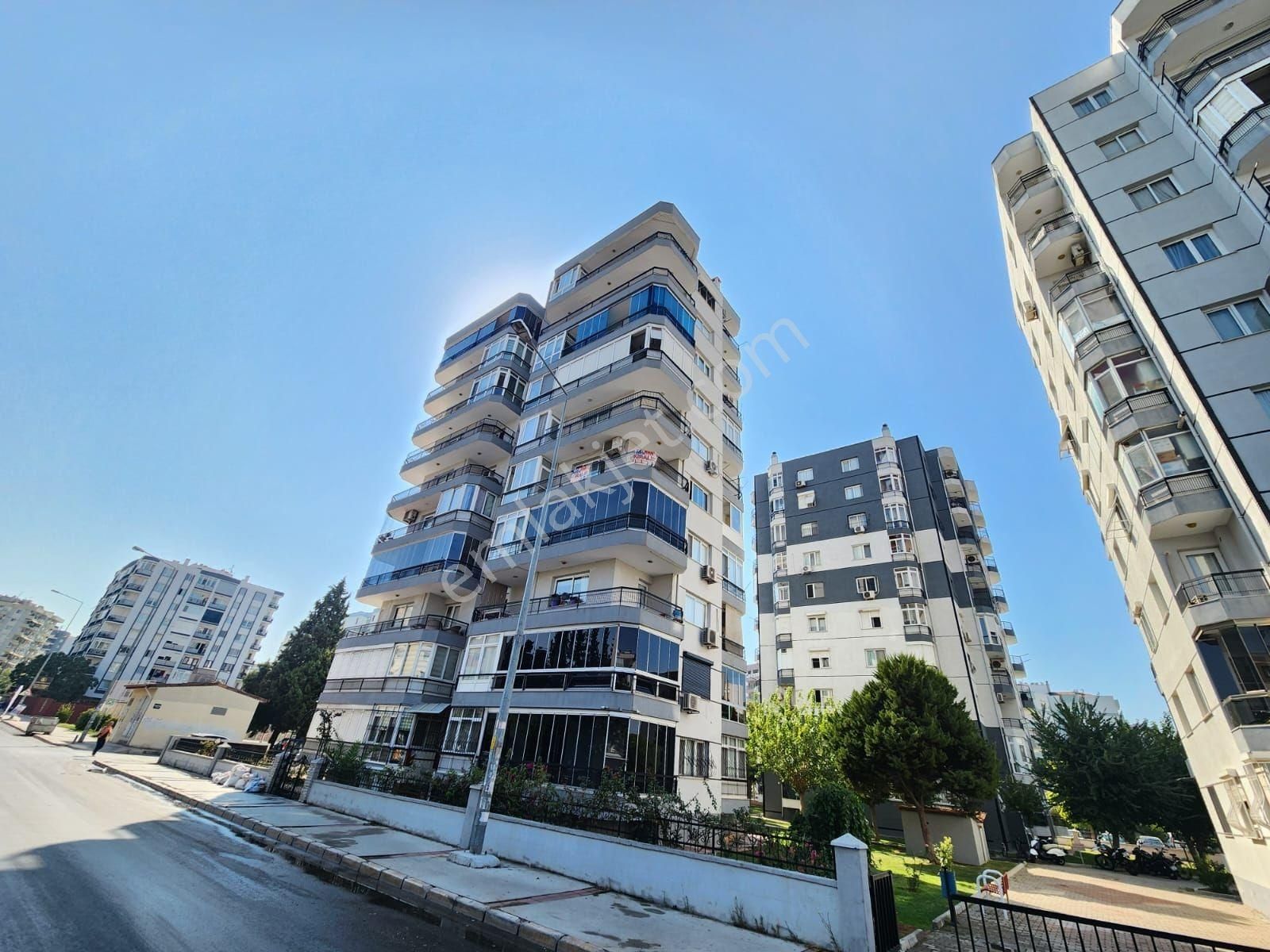 Ecofast Caddeüstü Geniş Ferah 3+1 Daire
