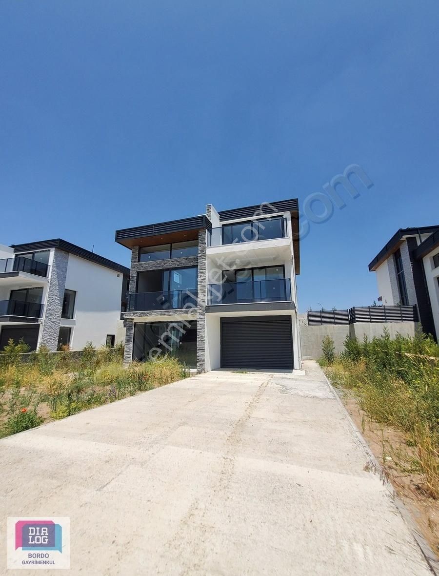 Gölbaşı Karşıyaka Da Tripleks Villa Ayrıcalıklı Yaşam!!!