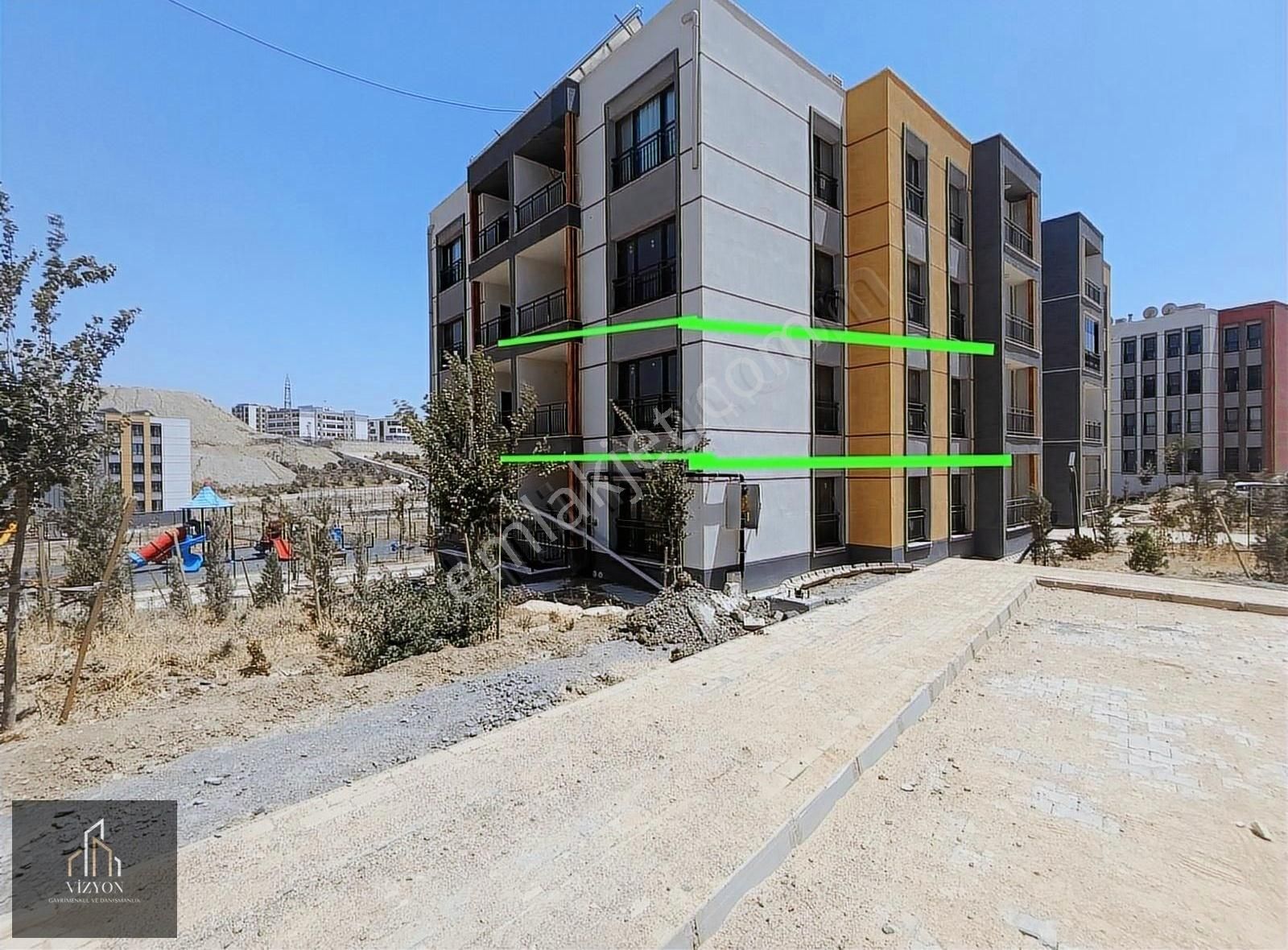 Dikmece Konutları E-5 Yakın Konumda 3+1 Arakat Kiralık Daire