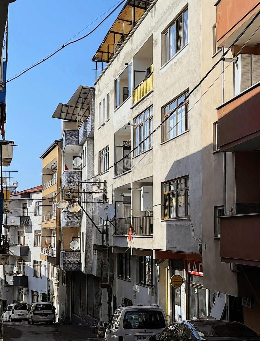 Poyraz Gayrimenkul Yeşiltepede Kiralık Çatı Katı 2+1